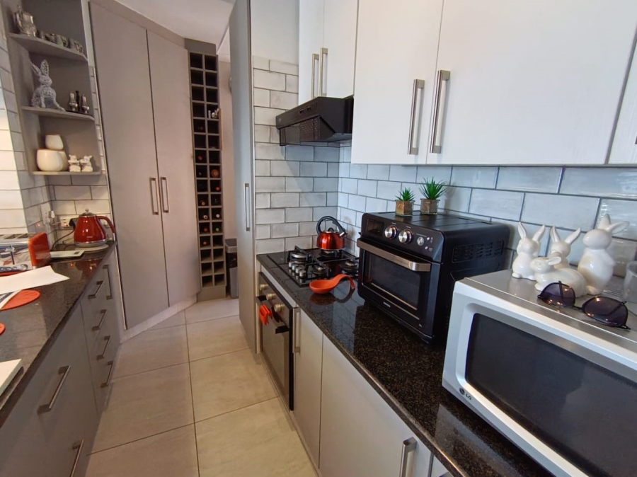 3 Bedroom Property for Sale in Island View Western Cape